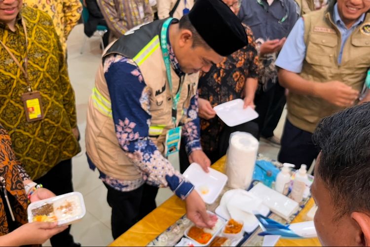 Garuda Indonesia Siapkan Rendang untuk Jemaah Haji Embarkasi Padang, Obati Rindu Kampung Halaman