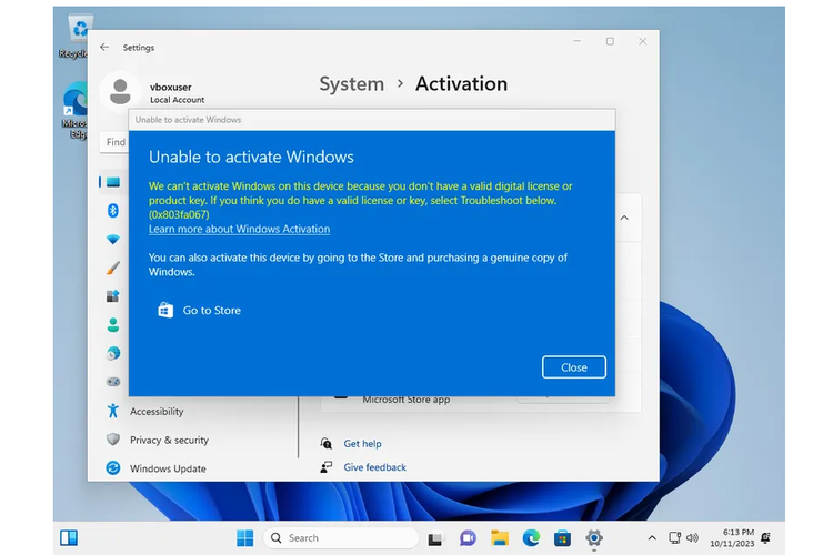 Tangkapan layar jendela error ketika pengguna mencoba menggunakan product key Windows 7 untuk mengaktifkan Windows 11 secara gratis.