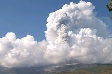 Gunung Lewotobi Kembali Meletus Jumat Pagi, Tinggi Kolom Abu 2,5 Km