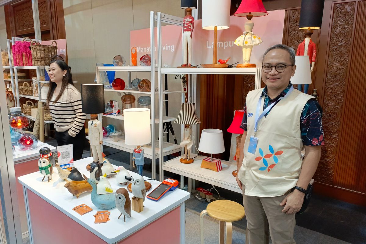 Noro Ardanto, Founder Lampu Runa pada pameran Brilianpreneur 2023 di JCC, Jakarta pada Kamis (7/12/2023).