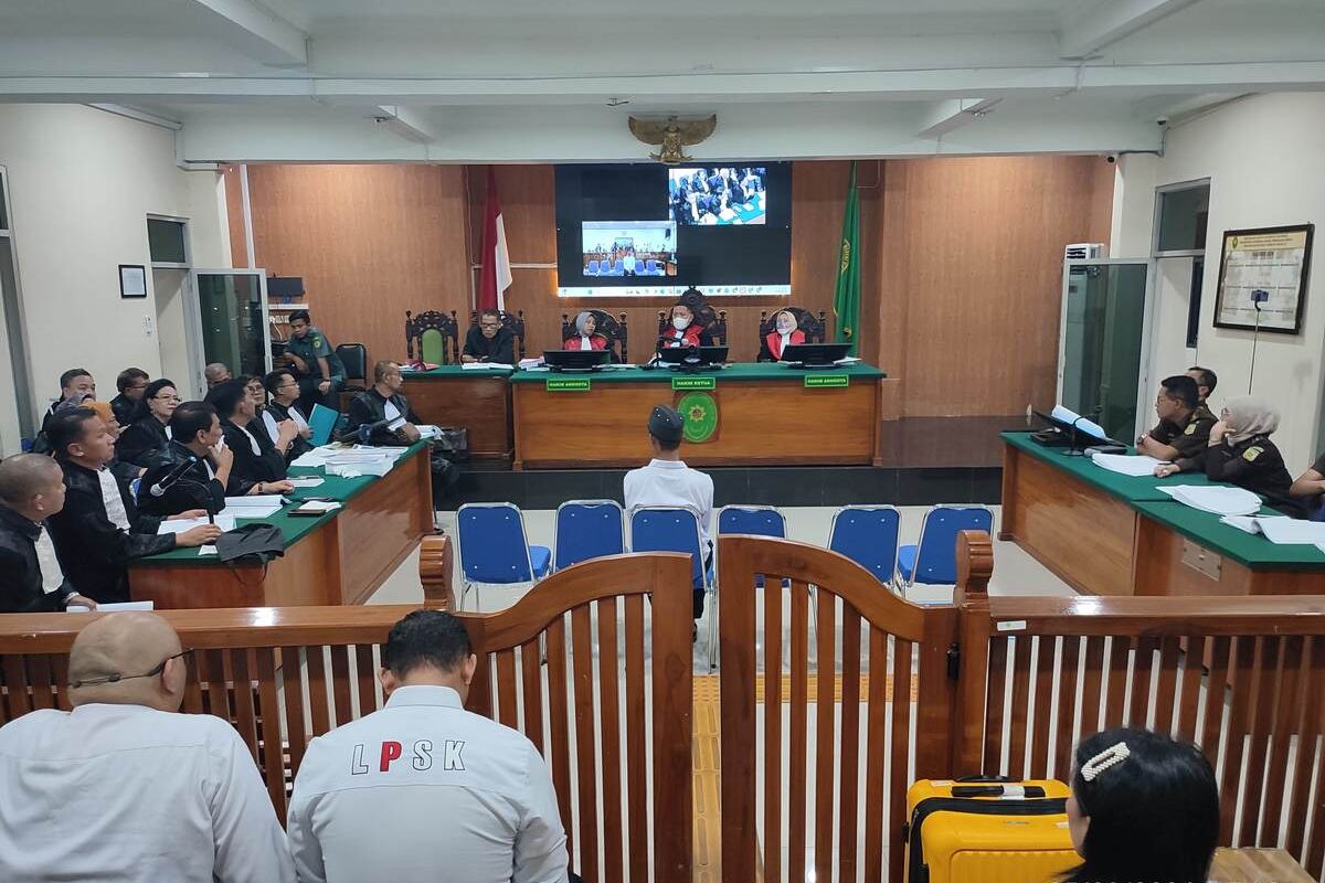 Sudirman Terpidana kasus Vina dan Eki 2016, menghadirkan sidang PK perdana di Pengadilan Negeri Kota Cirebon, Rabu (25/9/2024) petang