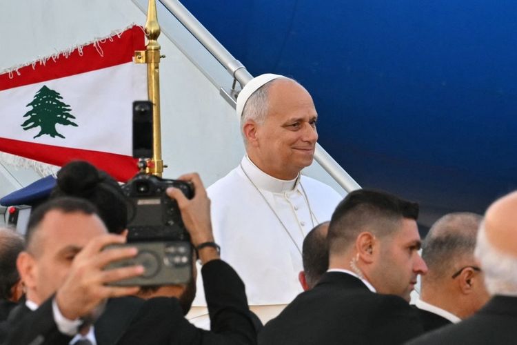 Paus Leo XIV Sebut Debat dengan Trump soal Iran Bukan Kepentingannya 