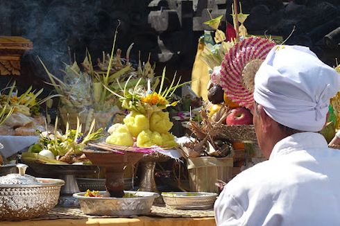  Hubungan Makanan dan Ritual Di Bali yang Penuh Simbol dan Makna
