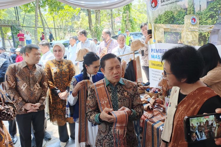 Soal Status Bencana Nasional Karhutla, Muhaimin: Tunggu dari Kemenko PMK