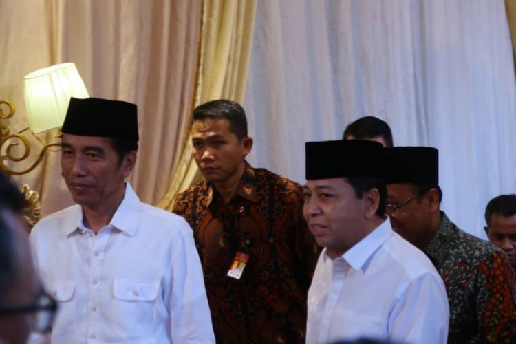 Presiden Joko Widodo buka puasa bersama di rumah Setya Novanto, di Widya Chandra, Jakarta, Senin (5/6/2017).