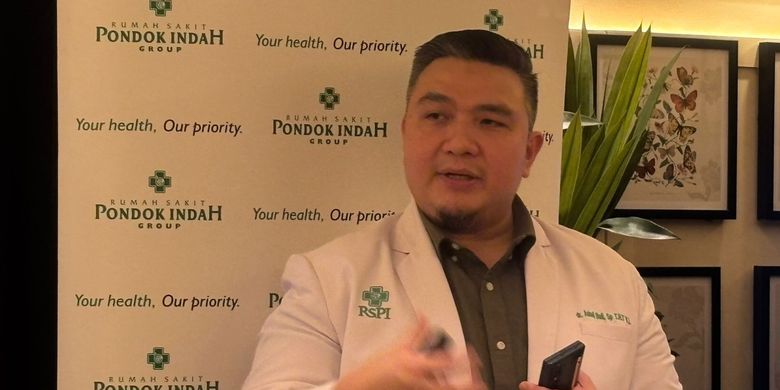 Spesialis THT dan bedah kepala dan leher, dr.Ashadi Budi.