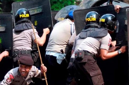 Serang Polisi, Satu Orang Demonstran Ditangkap