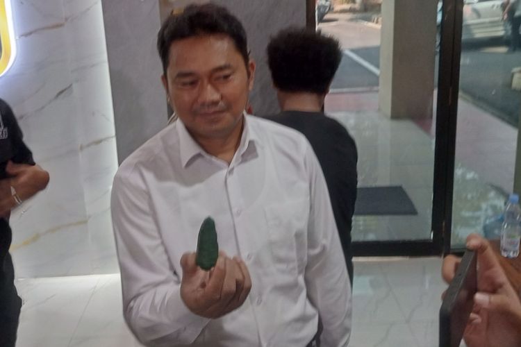 Cerita di Balik 