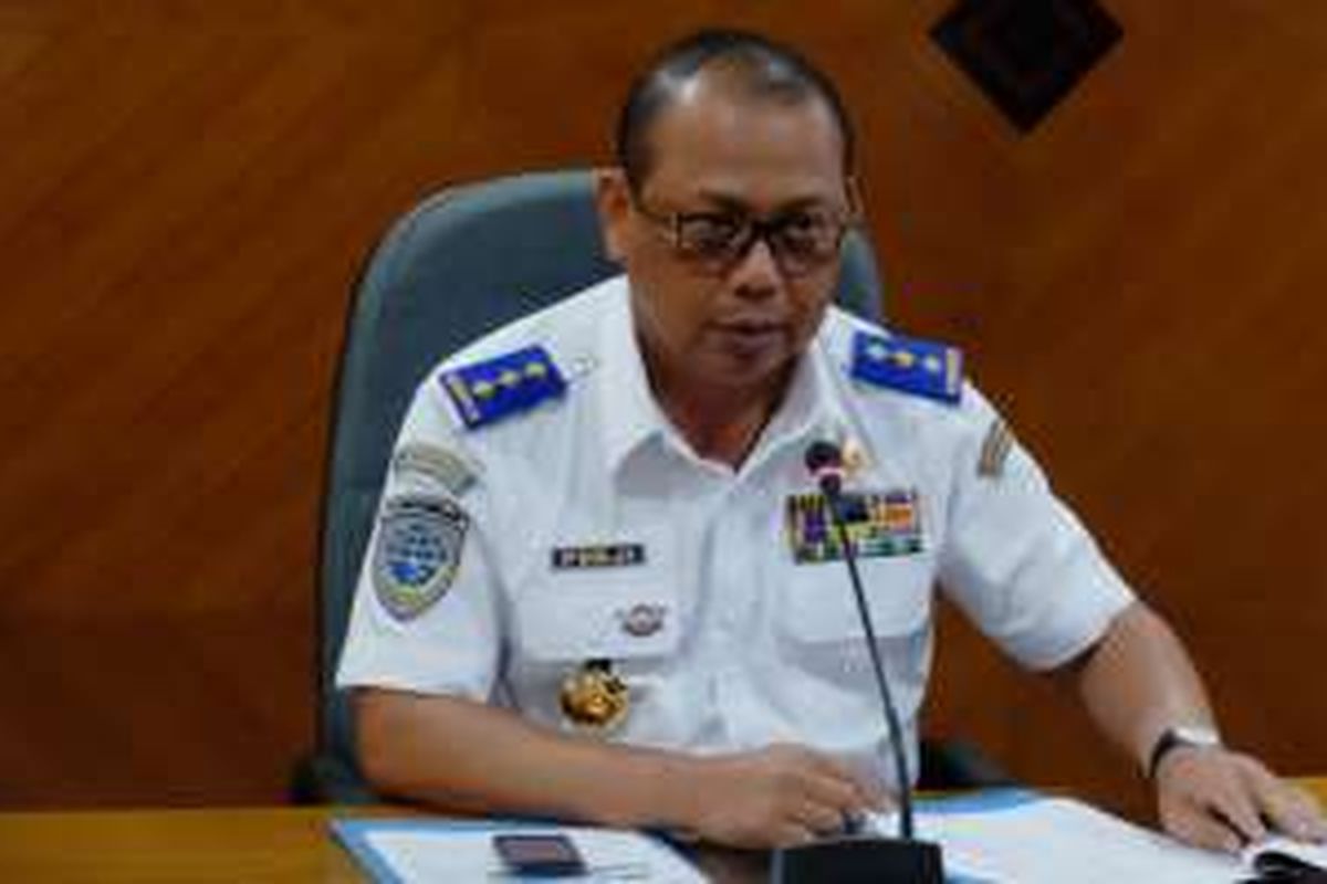 Dirjen Perhubungan Darat Pudji Hartanto Iskandar saat menjelaskan mengenai Permen Perhubungan No 32 tahun 2016 di Kantor Kemenhub, Jumat (22/4/2016).