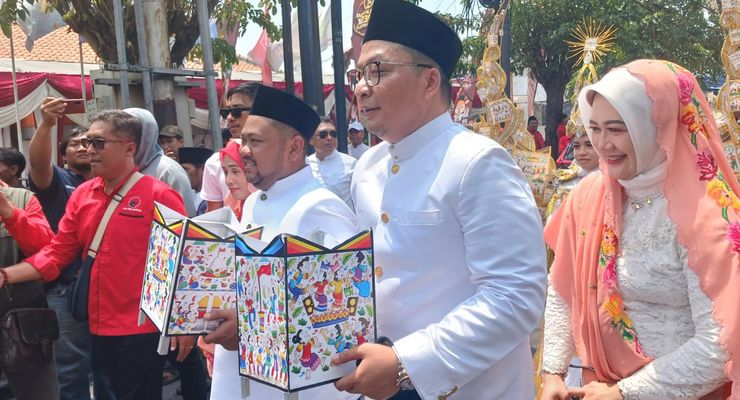 Gus Yani Maju Pilkada Gresik, Beri Penjelasan Pisah dengan Aminatun