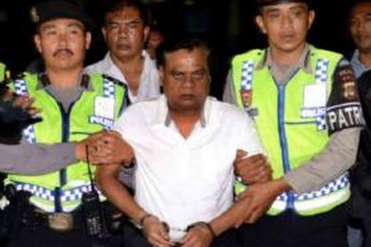 Rajendra Sadashiv Nikalje adalah buronan yang paling dicari di Mumbai, India, karena terlibat 17 kasus pembunuhan. 