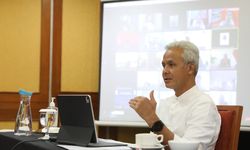 Ganjar Bentuk Timsus untuk Atasi Masalah Pembebasan Lahan Proyek Tol Semarang-Demak