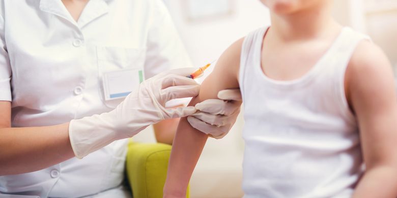 Ilustrasi vaksinasi anak-anak.