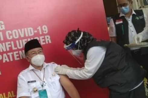 Cerita Plt Bupati Cianjur Jadi Orang Pertama Disuntik Vaksin Covid-19: Seperti Digigit Semut, Tidak Sakit...