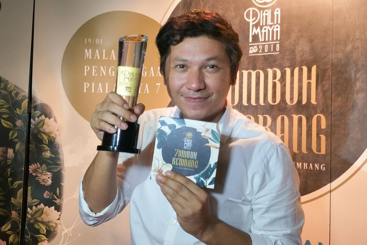 Gading Marten meraih penghargaan Aktor Utama Terpilih pada Malam Penghargaan Piala Maya 7 di Wyndham Casablanca Hotel, Jakarta Selatan, Sabtu (19/1/2019).