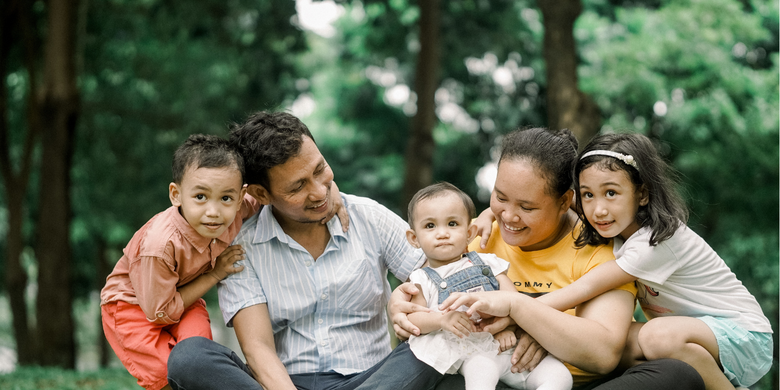 Peran Lembaga Sosial Keluarga dan Fungsinya