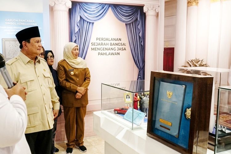 Gubernur Jawa Timur Khofifah Indar Parawansa mendampingi Presiden Prabowo Subianto  meresmikan Museum Marsinah dan Rumah Singgah di Kabupaten Nganjuk, Sabtu (16/5/2026).
