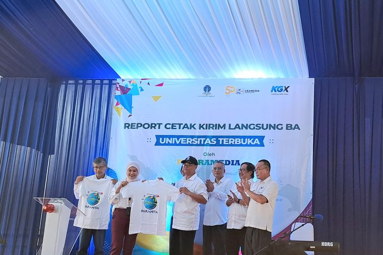Peluncuran program kerja sama PARAMITA antara Universitas Terbuka (UT), Gramedia Printing, dan KGX di Jakarta, Senin (20/3/2023). 