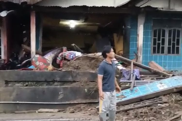 Anak 9 Tahun Tewas Tertimbun Longsor Saat Arisan Keluarga di Aceh Tengah