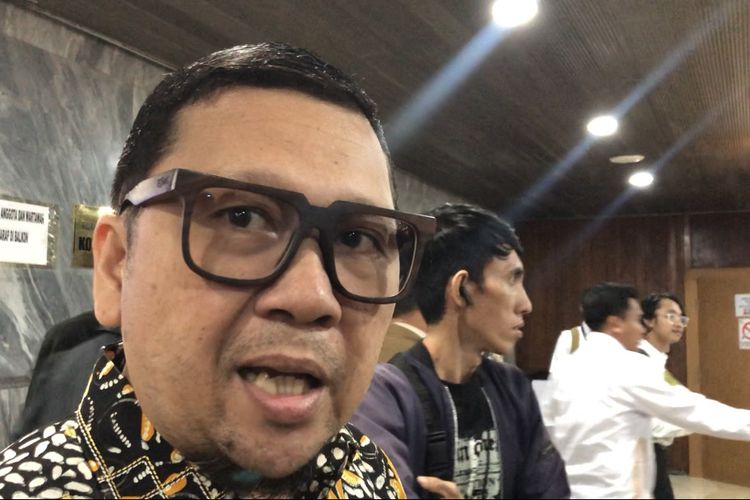 Waketum Partai Golkar Ahmad Doli Kurnia Tandjung di Kompleks Parlemen, Senayan, Jakarta, Senin (18/3/2024). 