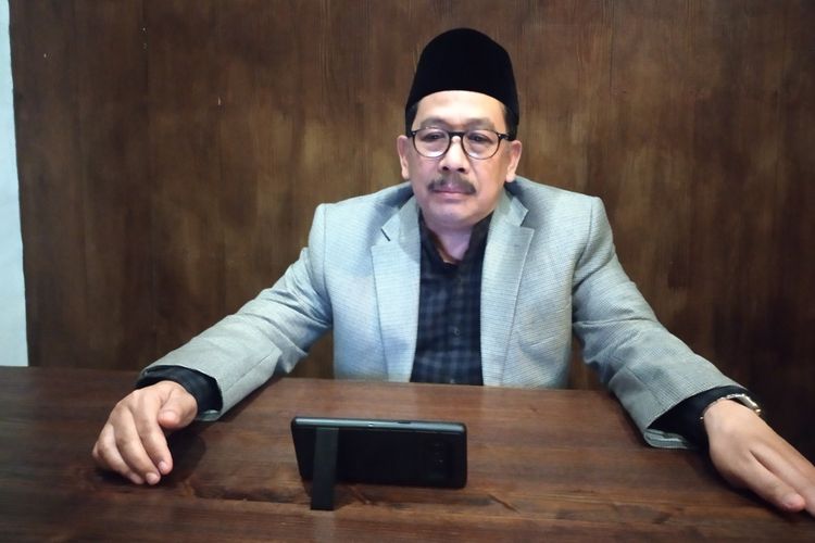 Wakil Ketua MUI Drs H Zainut Tauhid Sa?adi