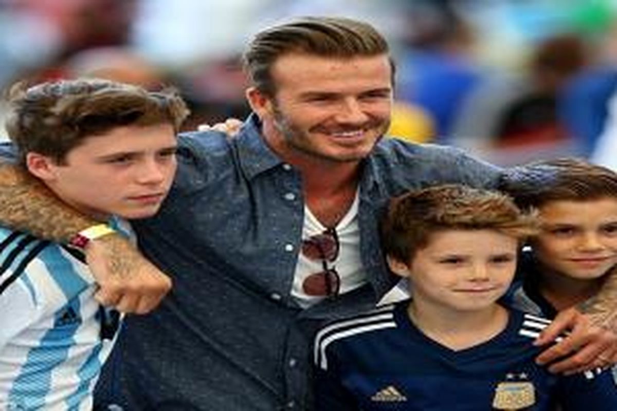 David Beckham memboyong ketiga putranya, Brookly, Cruz, dan Romeo, menonton laga final Piala Dunia 2014