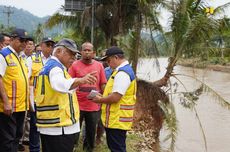 Walhi: Banjir dan Longsor di Sumbar Bukti Deforestasi TNKS Makin Parah