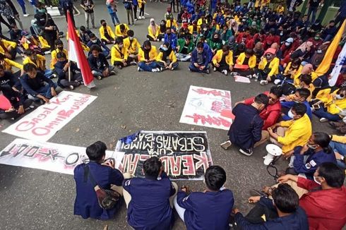 Refleksi Setahun Jokowi-Ma'ruf, Mahasiswa di Banjarmasin Kembali Turun ke Jalan