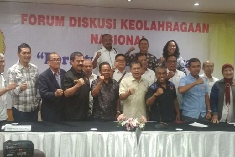 Untuk menghadapi Musornas KONI, Juli tersebut, dengan diprakarsai KONI DKI jakarta, sebanyak 18  KONI daerah berkumpul di Jakarta.  Dari 34 KONI daerah yang diundang, hanya 19 yang bisa datang ke Jakarta.