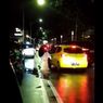 Saat Penumpang Taksi “Online” Larang Sang Sopir Keluar Mobil Ketika Pengemudi Fortuner Ngamuk…