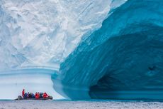 Citra Satelit: Lapisan Es Antartika Runtuh Lebih Cepat dari yang Diperkirakan