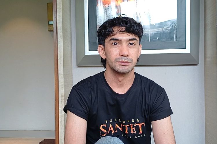 Reza Rahadian Sempat Tolak 2 Tawaran Film Remake Suzzanna
