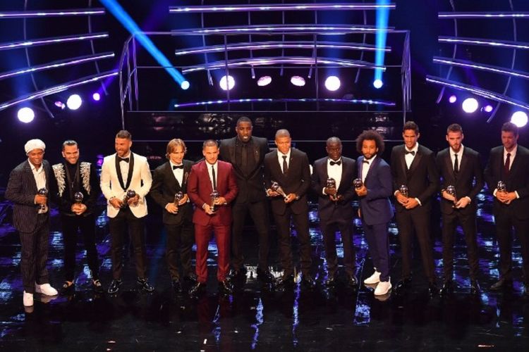 FIFA FIFPro World XI merupakan daftar 11 pemain yang membentuk komposisi tim terbaik versi FIFA di The Best FIFA Football Award 2018 di London, 24 September 2018. 