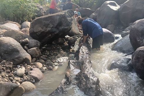 Cerita Warga Ngawi Temukan Perahu Diduga Peninggalan Kerajaan Powan, Berinisiatif Lakukan Evakuasi