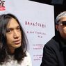 Iga Massardi Bongkar Alasan Manggung Tak Pakai Batik Lagi