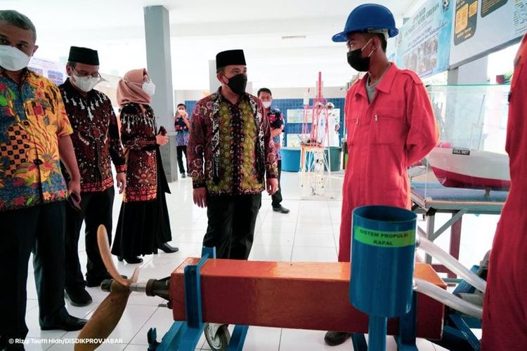 Kepala Dinas Pendidikan (Kadisdik) Jawa Barat (Jabar), Dedi Supandi saat berkunjung ke salah satu SMK di wilayah Ciayumajakuning beberap waktu lalu. 