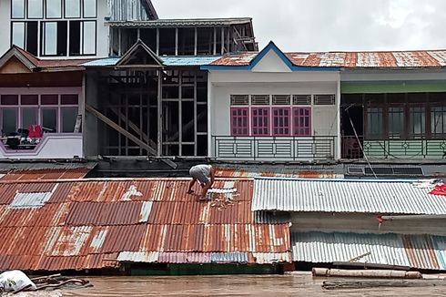 Hujan Deras dan Sungai Meluap, Sintang Kalbar Terendam Banjir 2 Meter