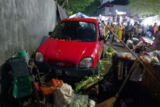 Rem Blong, Mobil Lurah di Banyuwangi Seruduk Motor dan Penjual Sayur