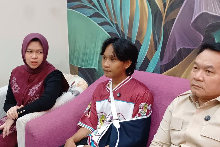 Reaksi Amanda Manopo Saat Tahu Fajar Sadboy Alami Kecelakaan Tunggal