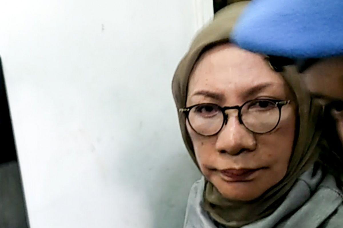 Aktivis Ratna Sarumpaet saat dibawa ke Polda Metro Jaya, Kamis (4/10/2018).