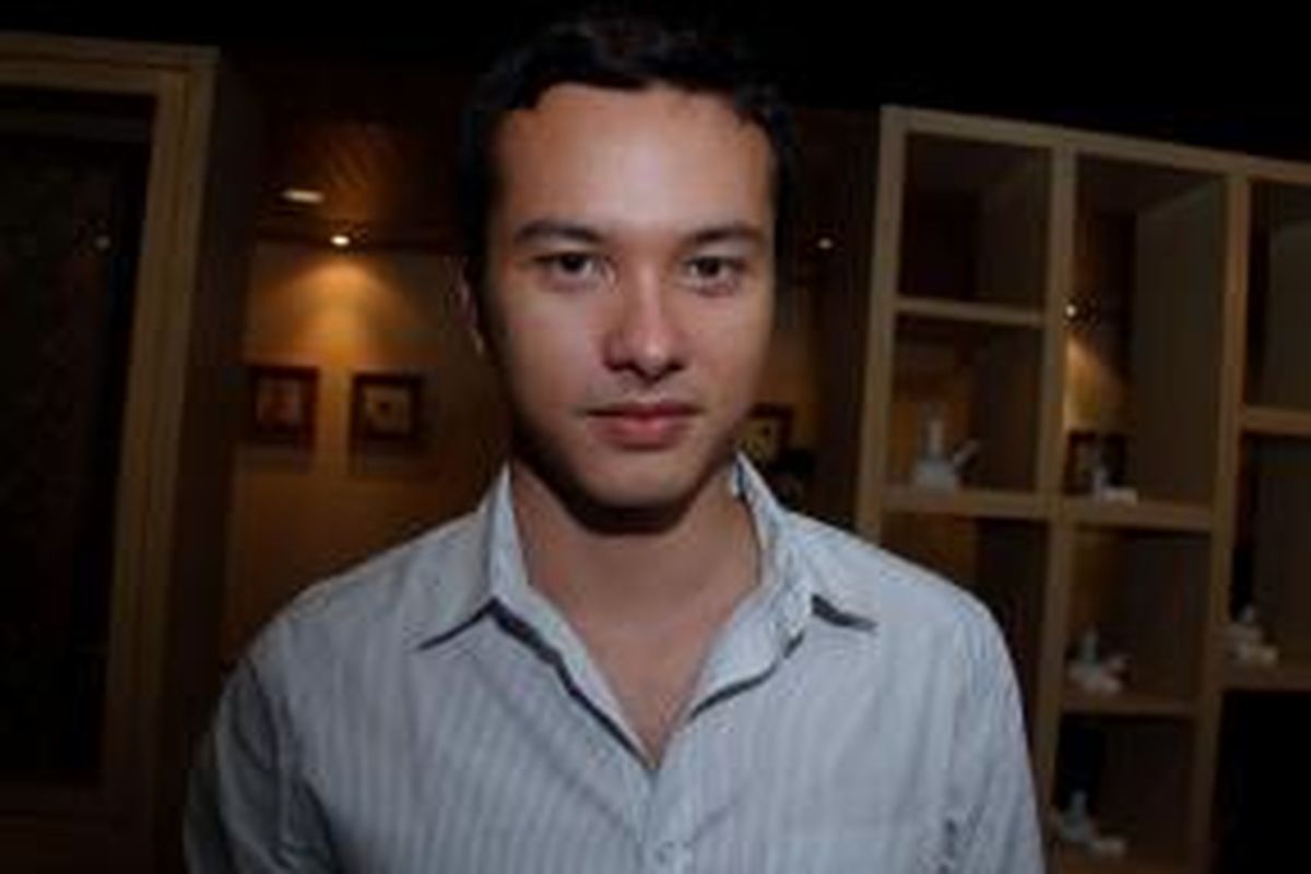 Nicholas Saputra 