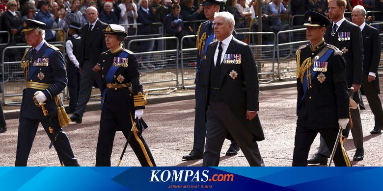 Saat Keluarga Kerajaan Berjalan Berdampingan Mengantar Ratu Elizabeth ke Perjalanan Terakhirnya - Vimarsana News
