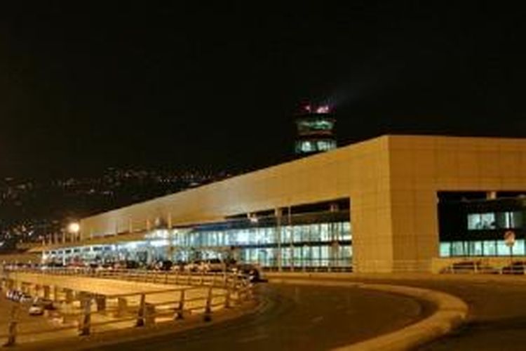 Bandara Internasional Rafik Hariri di Beirut, Lebanon di mana Pangeran Abdel Mohsen Bin Walid Bin Abdulaziz asal Arab Saudi dan empat orang pria lainnya ditahan setelah kasus yang digambarkan sebagai penangkapan narkoba terbesar di bandara itu. 