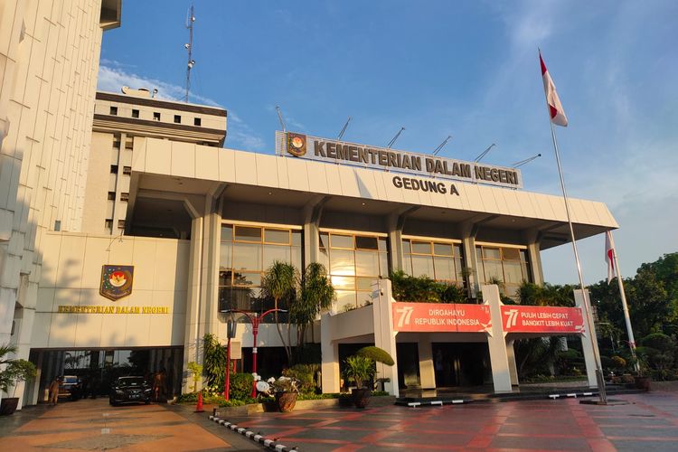 Gedung Kementerian Dalam Negeri, Jakarta Pusat, Selasa (20/12/2022).