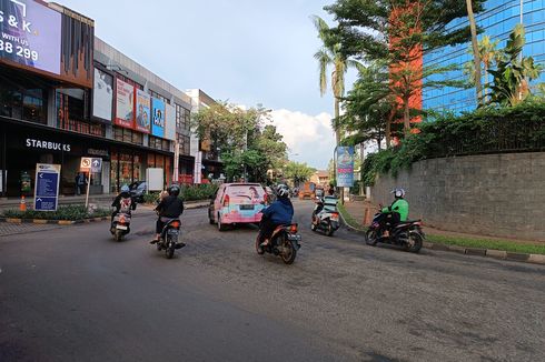 Jalan Rusak hingga Berkerikil di Bintaro, Warga Sebut Pengendara Sering Terpeleset
