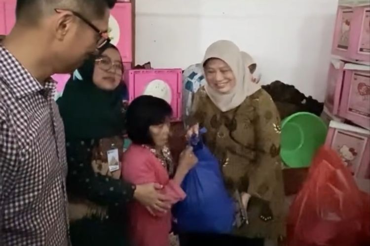 Dinsos Surabaya Perbarui Data Pemulung Lansia Tak Terima Bansos 3 Tahun, Kini Masuk Desil 1