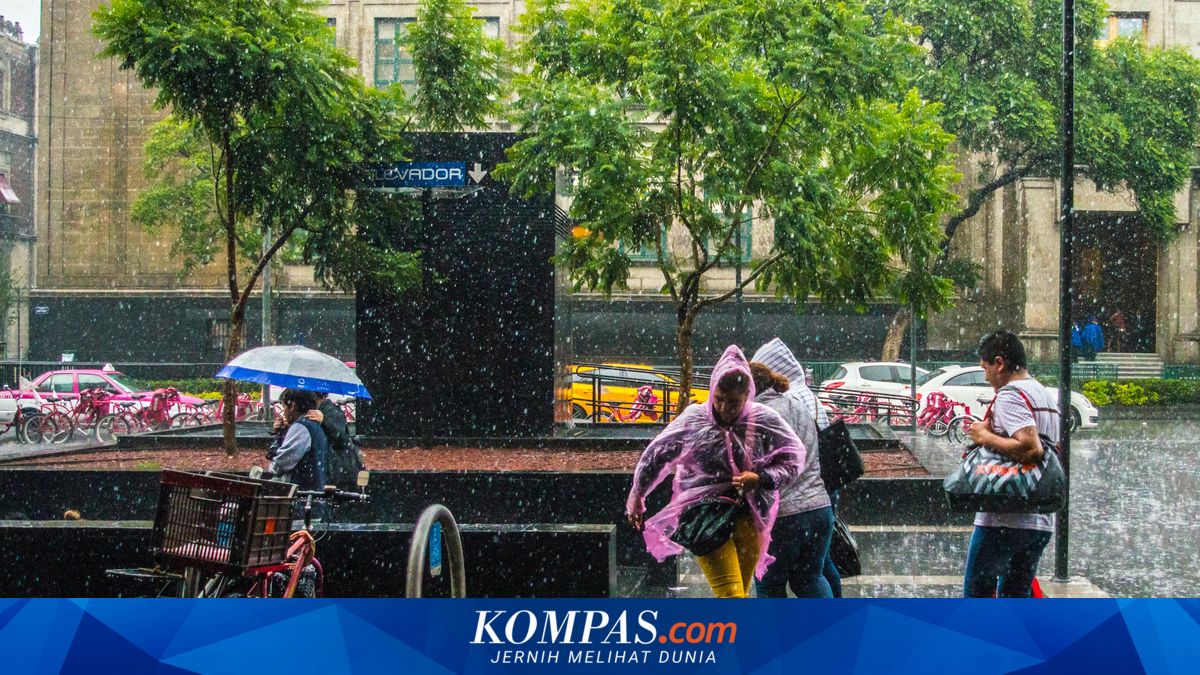 Prakiraan BMKG: 5 Provinsi Bakal Dilanda Hujan Lebat Besok 12 Juli 2026