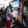 Pengendara Harus Turun dari Motor Saat Isi BBM