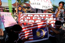 Protes, Mahasiswa di Aceh Barat Bakar Bendera Malaysia