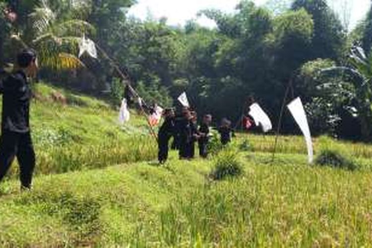 Suasana pembelajaran siswa di Kabupaten Purwakarta. Ini merupakan proses terciptanya pendidikan berkarakter. 